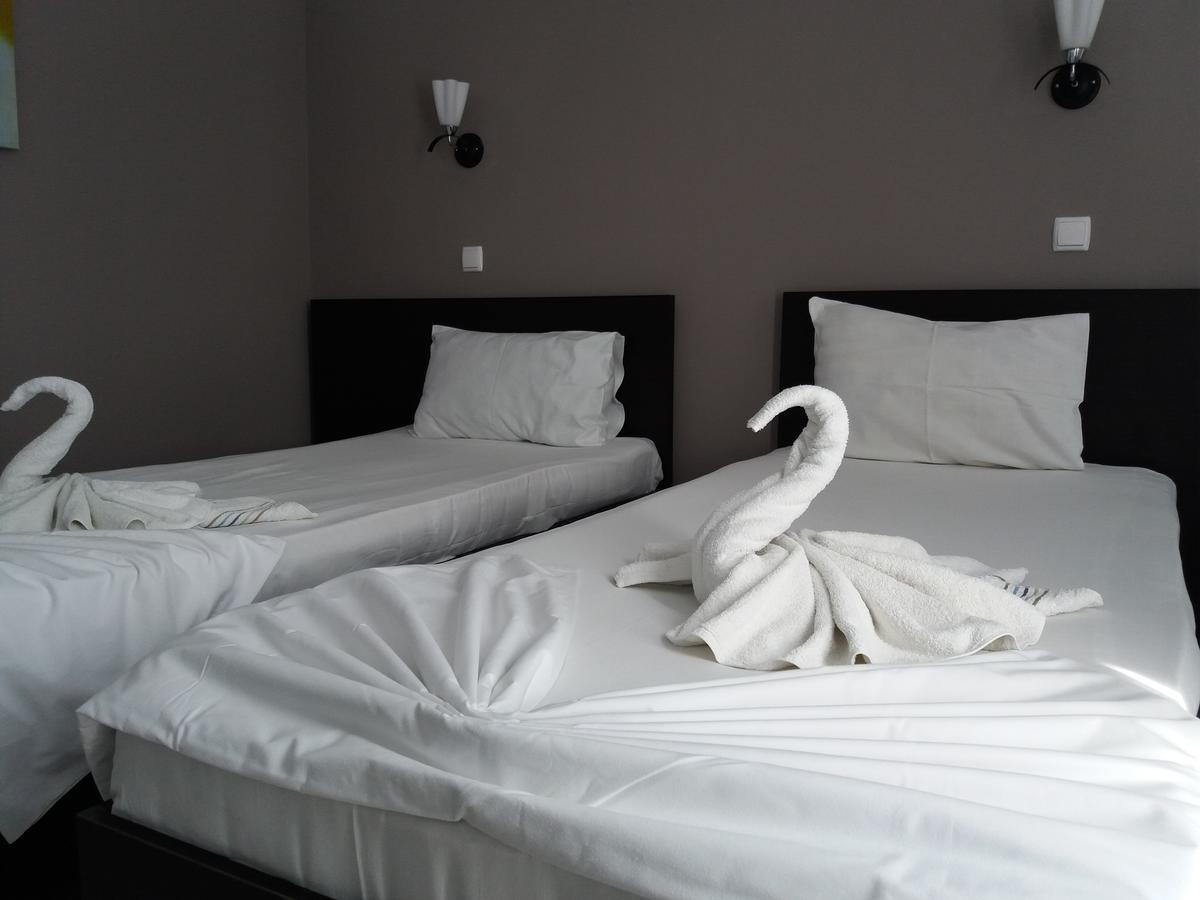 Blue Wave Hotell Năvodari Exteriör bild